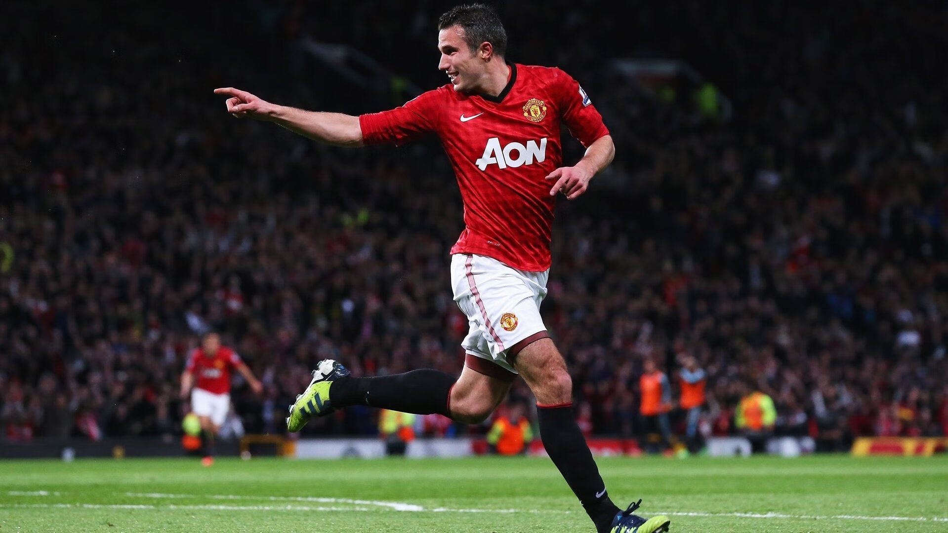 欧冠十六强首回合：那不勒斯1比1战平利物浦 南北足球风格碰撞火花四溢